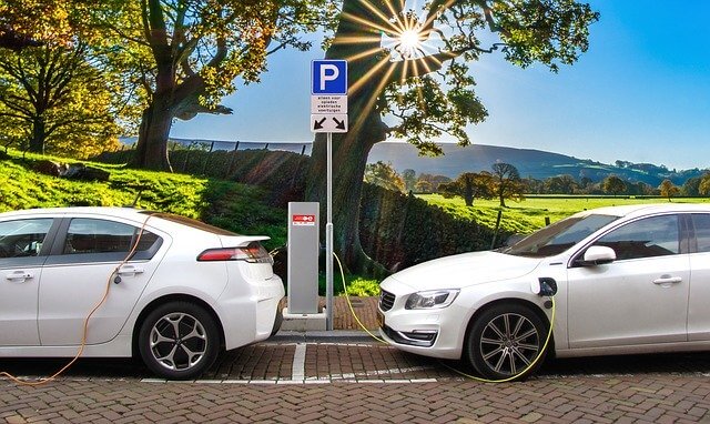 découvrez notre garage solaire, une solution innovante et écologique pour recharger votre véhicule électrique tout en protégeant votre voiture. profitez d'une énergie gratuite et renouvelable avec un design moderne qui s'intègre parfaitement à votre espace.