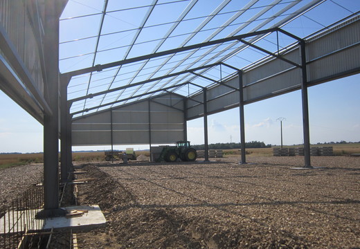 découvrez nos hangars solaires, des solutions innovantes et écologiques pour stocker vos matériels tout en produisant de l'énergie renouvelable. optimisez votre espace tout en réduisant votre empreinte carbone.