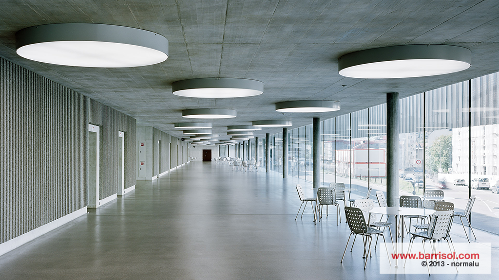 découvrez nos services d'installation de toiles tendues barrisol, alliant esthétique et fonctionnalité pour transformer vos espaces. faites confiance à nos experts pour un résultat impeccable et personnalisé.