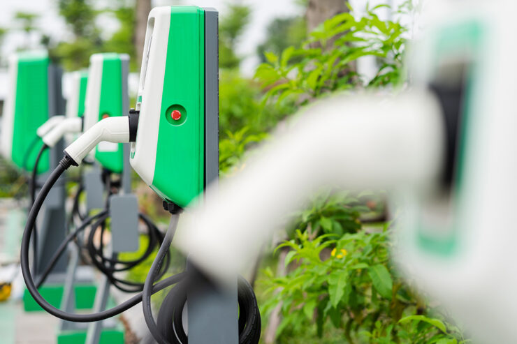 découvrez nos services d'installation de bornes électriques professionnelles pour votre domicile ou entreprise. profitez d'une mise en place rapide et sécurisée, adaptée à vos besoins en matière de recharge de véhicules électriques. contactez nos experts pour un devis personnalisé.