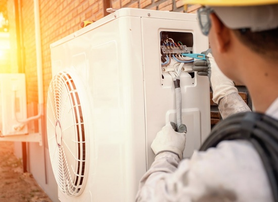 découvrez notre service d'installateur de pac (pompe à chaleur) pour un confort thermique optimal dans votre maison. nos experts vous offrent des solutions adaptées à vos besoins énergétiques et environnementaux. contactez-nous dès maintenant pour un devis gratuit!