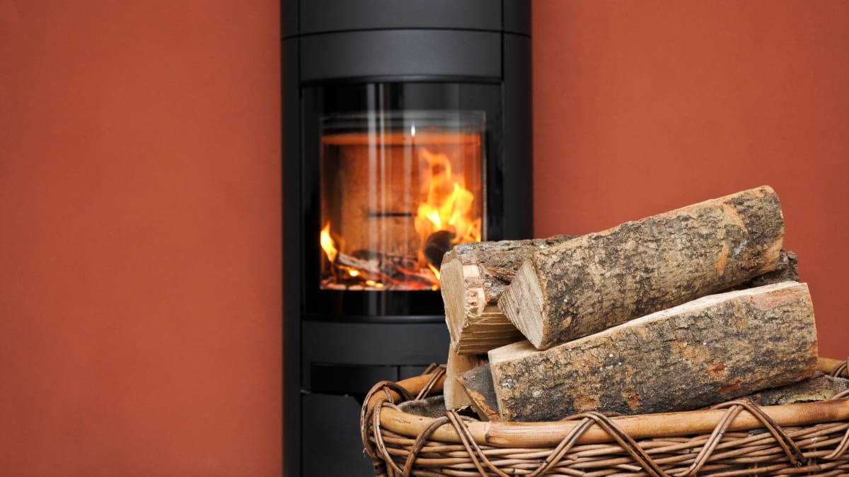 découvrez nos services d'installation de poêles à bois pour un chauffage écologique et économique. faites confiance à notre expertise pour une pose sécurisée et adaptée à votre intérieur.