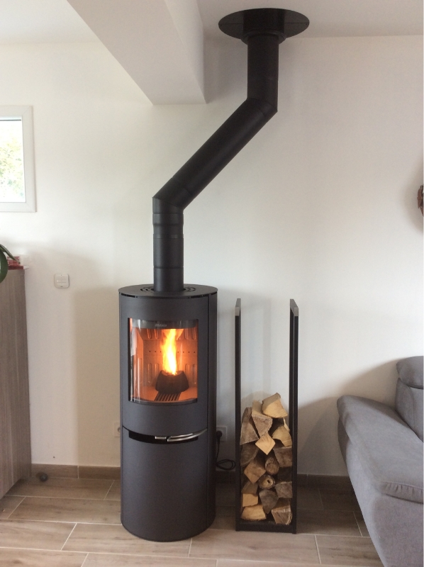 découvrez nos services d'installation de poêles à bois dans le pas-de-calais (62). confiez votre projet à des professionnels pour un chauffage efficace et écologique. contactez-nous dès aujourd'hui pour un devis personnalisé !