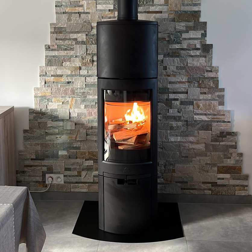 découvrez un service professionnel d'installation de poêles à bois à vannes. profitez de conseils d'experts, d'un large choix de modèles adaptés à vos besoins et d'une installation sécurisée pour réchauffer votre intérieur avec style.