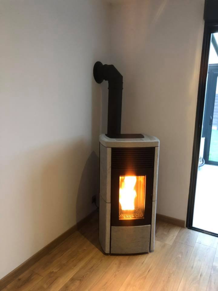 découvrez nos services d'installation de poêles à granulés dans les ardennes. profitez d'une chaleur confortable et économique tout en bénéficiant d'une expertise professionnelle pour une mise en place sécurisée et optimale de votre système de chauffage.