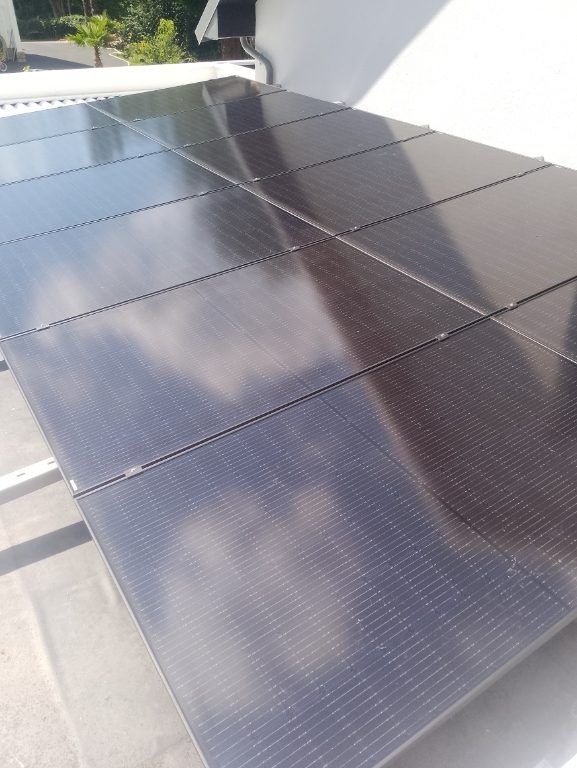 découvrez nos services d'installateur solaire, experts en solutions énergétiques durables. profitez d'énergies renouvelables et réduisez vos factures d'électricité grâce à une installation professionnelle de panneaux solaires adaptée à vos besoins.