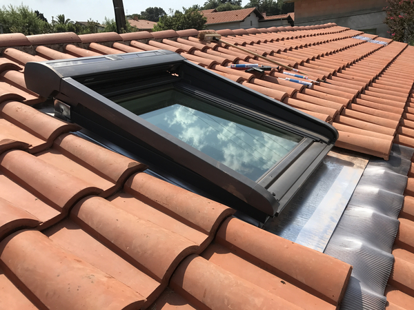 découvrez nos services d'installation de fenêtres de toit velux, garantissant qualité et efficacité. profitez d'une luminosité optimale et d'une meilleure ventilation dans votre espace grâce à des produits fiables installés par nos experts qualifiés.