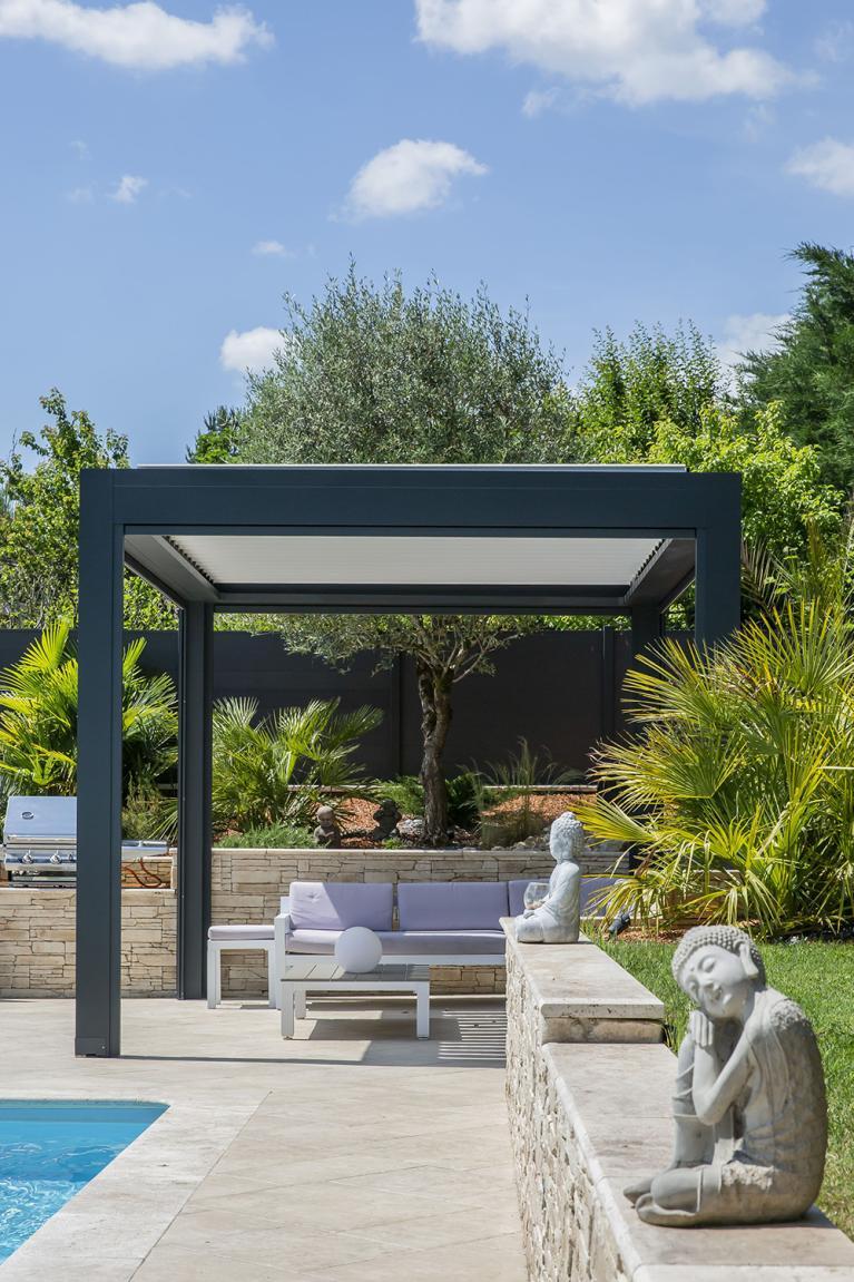 découvrez nos services d'installation de pergolas sur mesure pour embellir votre jardin. profitez d'un espace extérieur fonctionnel et élégant, idéal pour se détendre ou recevoir des invités. un expert à votre écoute pour un projet qui vous ressemble !