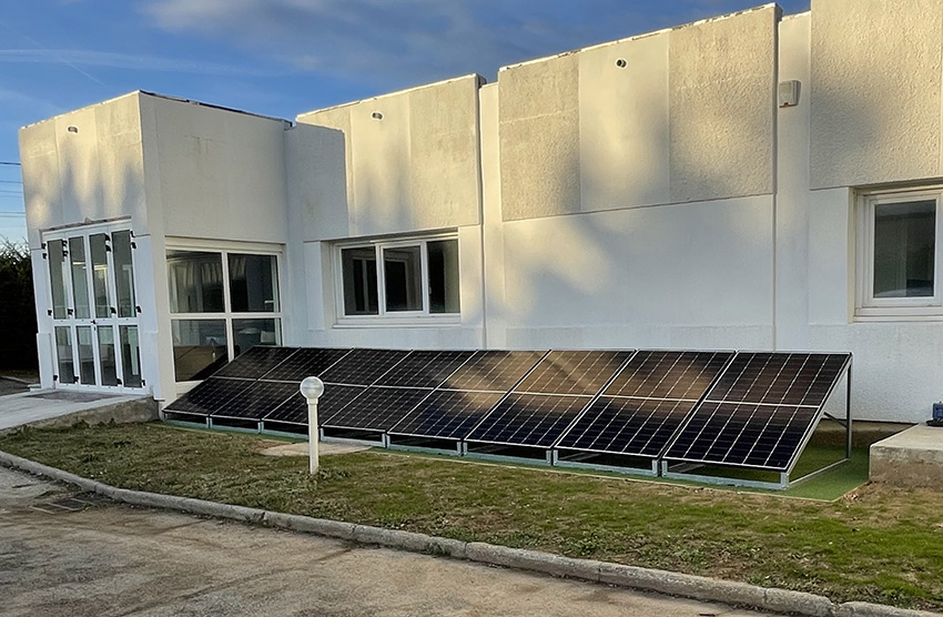 découvrez notre kit photovoltaïque de 3 kw, une solution idéale pour produire votre propre électricité verte. economisez sur vos factures d'énergie tout en contribuant à la protection de l'environnement. facile à installer et performant, ce kit est parfait pour les particuliers souhaitant réduire leur empreinte carbone.