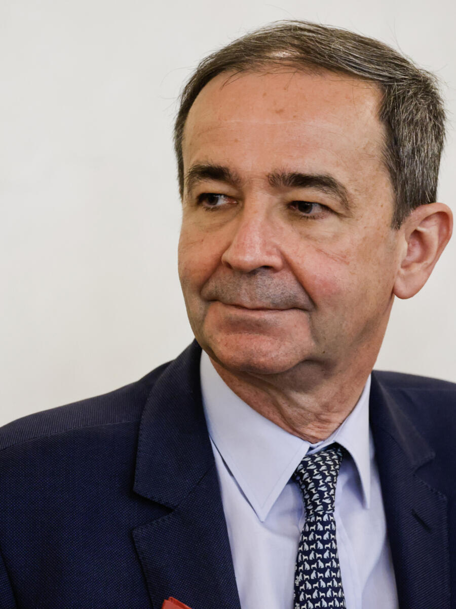 découvrez tout ce qu'il faut savoir sur le mandat edf : avantages, démarches à suivre et conseils pratiques pour gérer votre contrat d'électricité de manière simple et efficace.