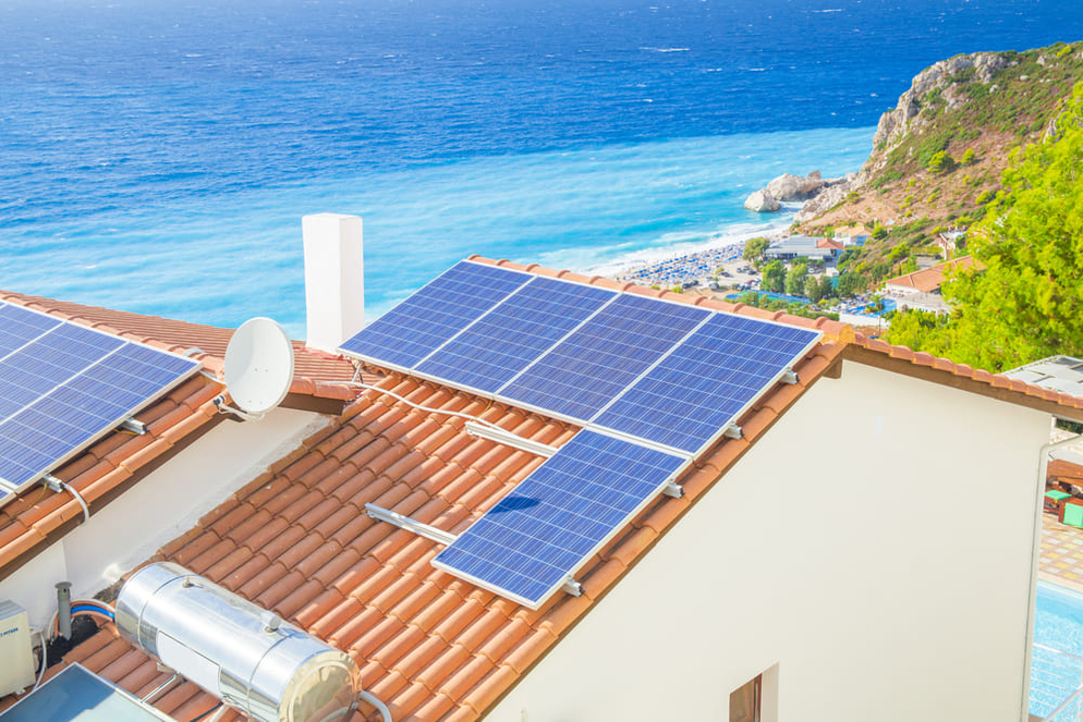 découvrez le nombre de panneaux photovoltaïques nécessaires pour optimiser la production d'énergie solaire chez vous. informez-vous sur les facteurs influençant leur efficacité et apprenez à choisir la bonne installation pour maximiser vos économies d'énergie.