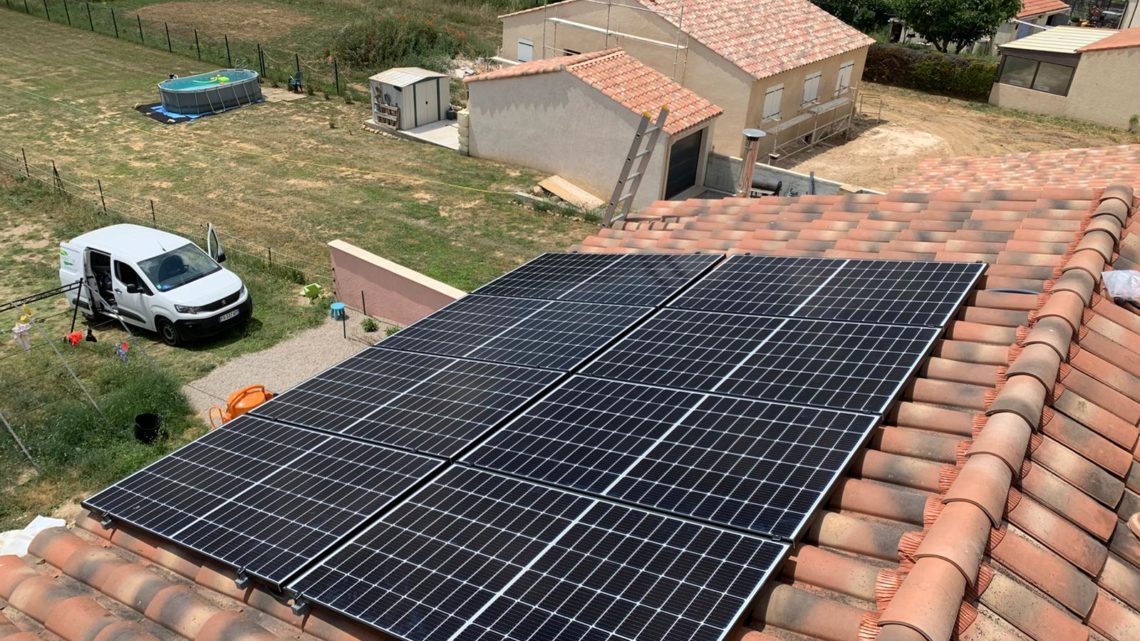 découvrez notre panneau solaire 3 kwc, une solution efficace et durable pour optimiser votre production d'énergie renouvelable. idéal pour réduire vos factures d'électricité, ce panneau vous permet de profiter d'une énergie propre et respectueuse de l'environnement. investissez dans votre avenir dès aujourd'hui !