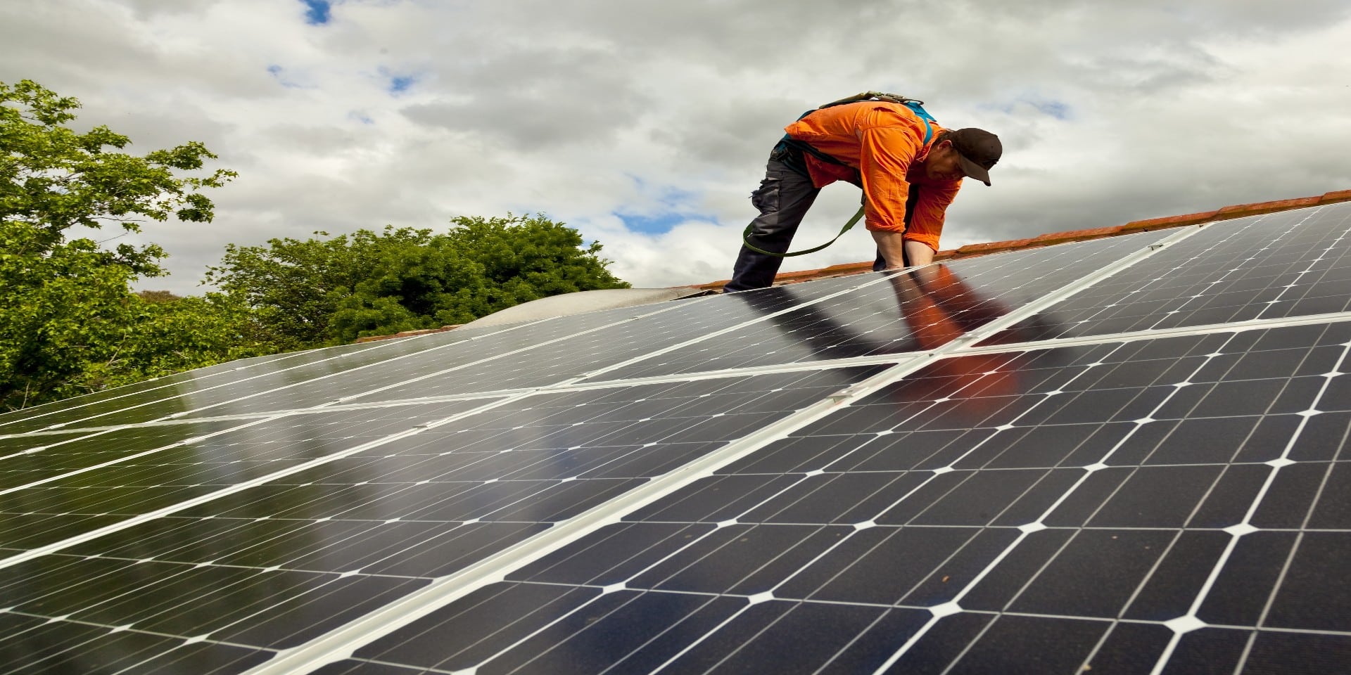 découvrez les avantages des panneaux solaires pour une énergie renouvelable et économique. optimisez votre consommation énergétique tout en préservant l'environnement grâce à des technologies innovantes et durables.