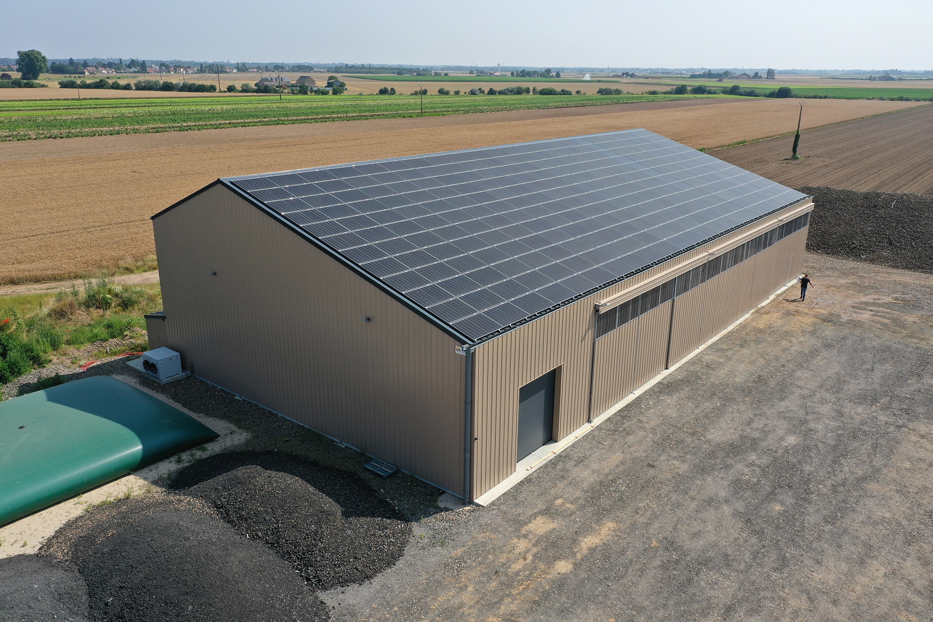 découvrez comment obtenir un panneau solaire gratuit et profiter d'une source d'énergie renouvelable. informez-vous sur les subventions, aides gouvernementales et programmes écologiques pour réduire votre facture d'électricité et contribuer à la protection de l'environnement.