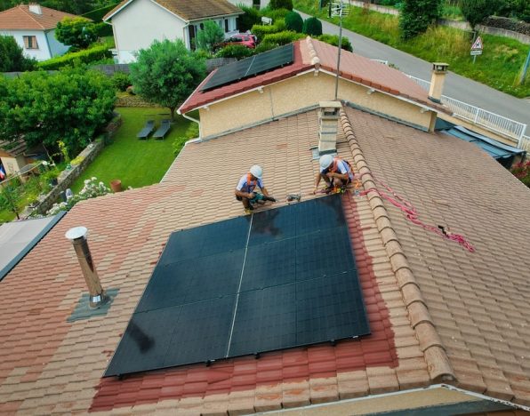 découvrez les tendances et innovations des panneaux photovoltaïques en 2025. informez-vous sur les technologies émergentes, les avantages économiques et environnementaux, ainsi que les conseils pour optimiser votre installation solaire. préparez-vous à investir dans un avenir énergétique durable.