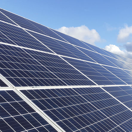 découvrez comment les panneaux photovoltaïques transforment l'énergie solaire en électricité pour un avenir durable. informez-vous sur leurs avantages, leur installation et leur impact environnemental.
