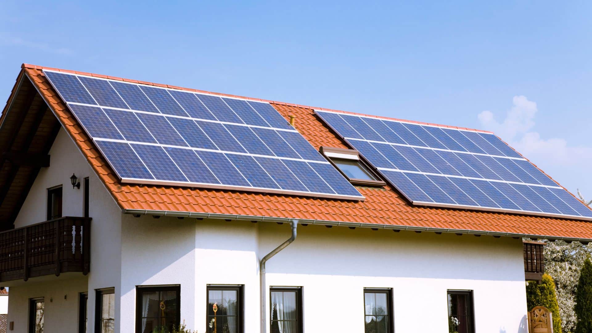 découvrez les avantages des panneaux photovoltaïques : une solution énergétique durable, économique et respectueuse de l'environnement. transformez la lumière du soleil en électricité pour réduire vos factures et contribuer à la transition énergétique.