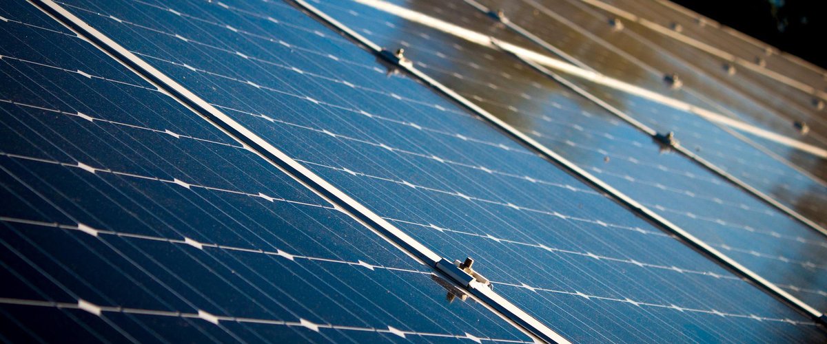 découvrez comment installer des panneaux solaires en copropriété et profitez d'économies d'énergie tout en contribuant à la préservation de l'environnement. informez-vous sur les avantages, les réglementations et les meilleures pratiques pour une transition énergétique réussie au sein de votre immeuble.