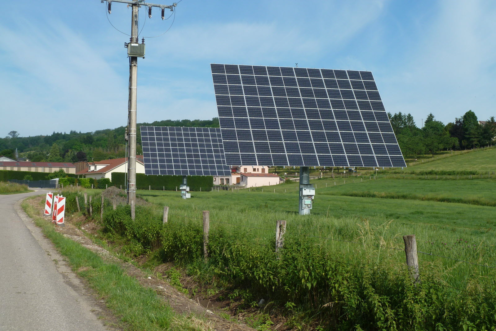découvrez comment l'installation de panneaux solaires peut réduire votre empreinte carbone tout en offrant une solution énergétique durable et rentable. informez-vous sur les avantages écologiques et économiques des énergies renouvelables dès aujourd'hui.