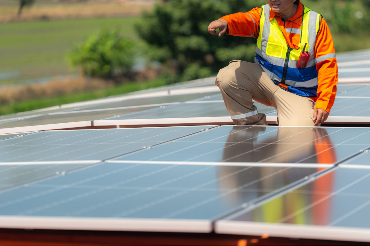 découvrez tout sur les panneaux solaires en france : avantages, installations, aides financières et conseils pour passer à l'énergie solaire. économisez sur vos factures et contribuez à la transition énergétique.