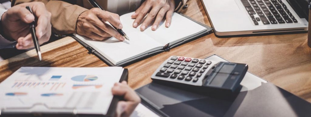 découvrez comment les panneaux solaires peuvent réduire vos impôts. informez-vous sur les crédits d'impôt, les aides gouvernementales et les avantages fiscaux liés à l'installation de systèmes solaires pour optimiser vos finances tout en contribuant à une énergie plus verte.