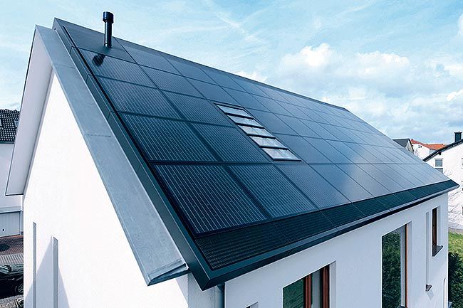découvrez comment les panneaux solaires sur toiture peuvent transformer votre maison en une source d'énergie durable. explorez les avantages, les coûts et les installations pour profiter d'une énergie renouvelable tout en réduisant votre facture d'électricité.