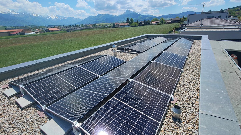 découvrez comment les panneaux solaires sur toiture plate maximisent l'efficacité énergétique de votre bâtiment. profitez d'économies sur vos factures d'électricité tout en contribuant à la transition écologique grâce à une installation adaptée et esthétique.