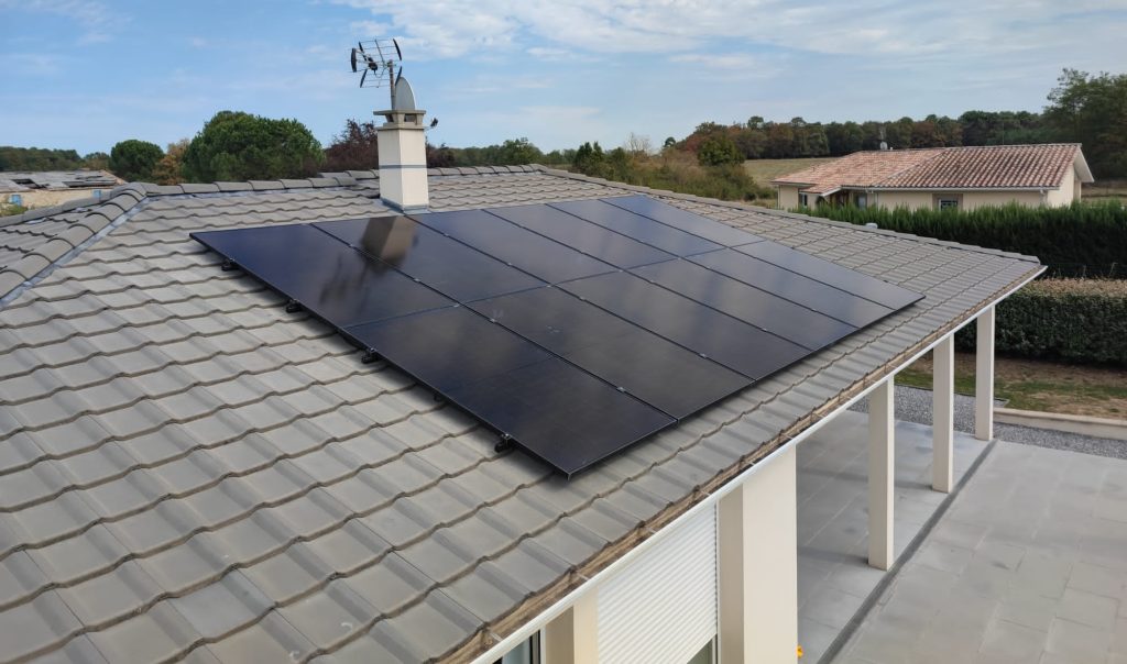 découvrez les avantages du photovoltaïque pour les particuliers : comment produire votre propre électricité, réduire vos factures et contribuer à la transition énergétique grâce à des solutions écologiques et accessibles.