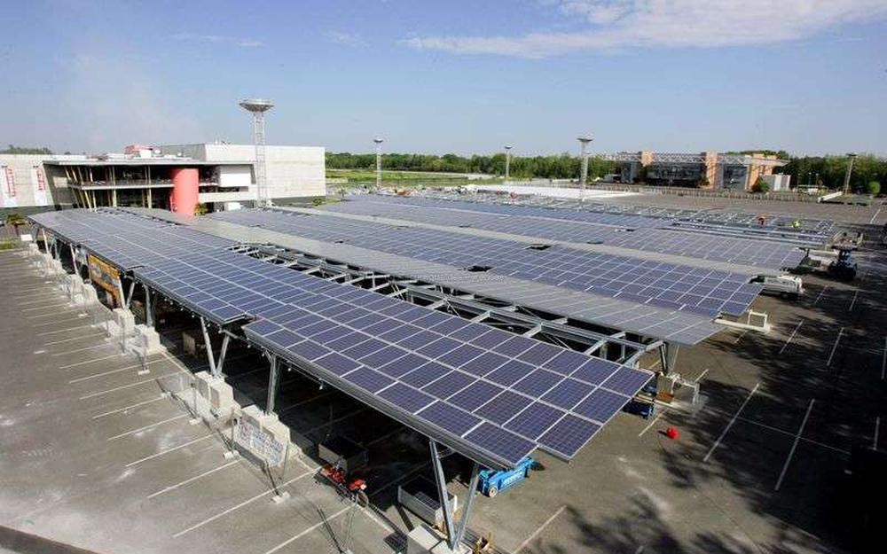 découvrez les solutions photovoltaïques à pau pour produire votre propre électricité verte. profitez des avantages de l'énergie solaire, réduisez vos factures énergétiques et contribuez à la protection de l'environnement avec nos services adaptés à vos besoins.