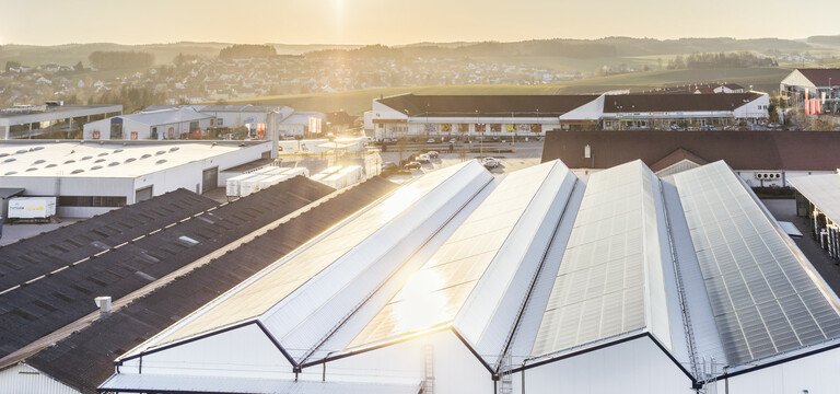 découvrez comment investir dans le photovoltaïque rentable pour votre entreprise. optimisez vos coûts énergétiques, réduisez votre empreinte carbone et bénéficiez d'aides financières tout en améliorant votre image de marque. faites le choix d'une énergie durable et économiquement profitable.