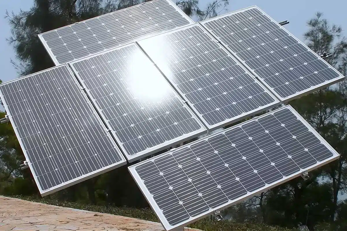 découvrez le plan solaire 2025, une initiative innovante visant à promouvoir l'énergie solaire en france. en savoir plus sur les objectifs, les mesures incitatives et les projets qui transformeront le paysage énergétique de demain.