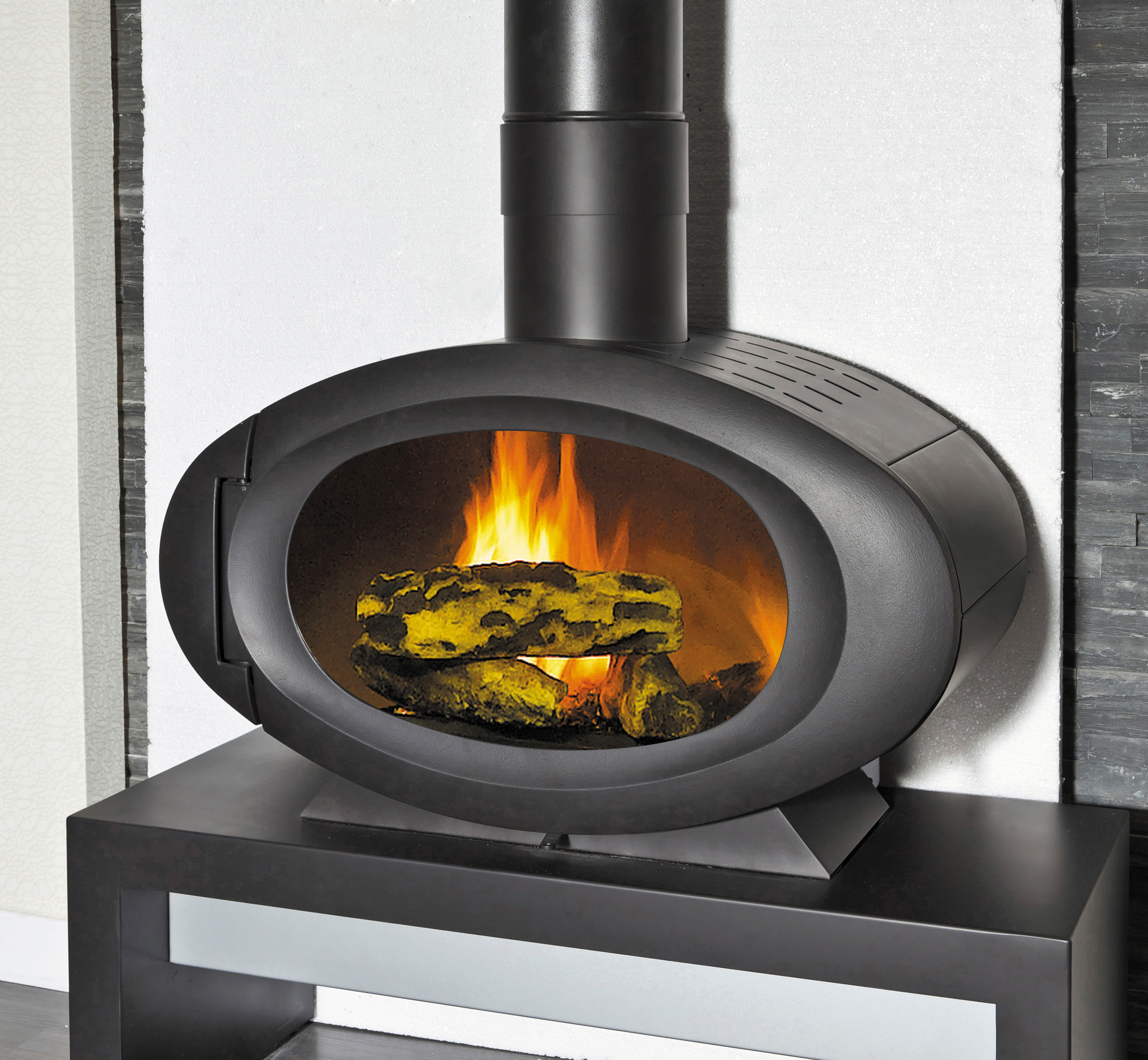 découvrez le poêle à bois 77, l'alliance parfaite entre performance et design. profitez d'une chaleur agréable dans votre intérieur tout en réduisant votre impact écologique. idéal pour les espaces contemporains, ce poêle optimise votre confort thermique avec un style moderne et élégant.