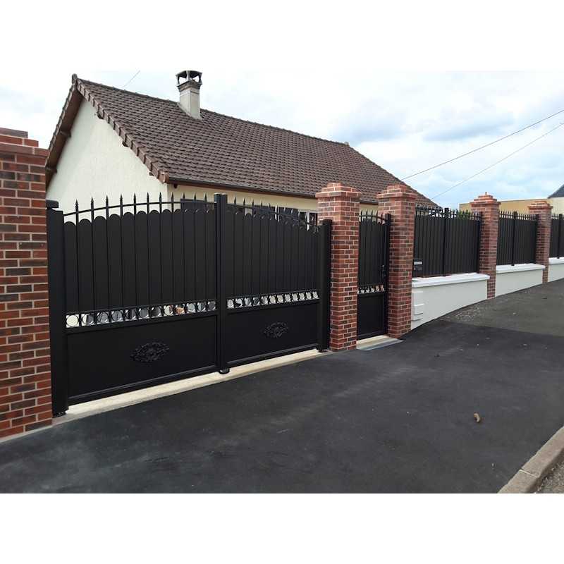 découvrez notre sélection de portails alliant design et sécurité pour sublimer votre extérieur. explorez des modèles variés adaptés à tous les styles, matériaux de qualité et options personnalisables pour répondre à vos besoins.