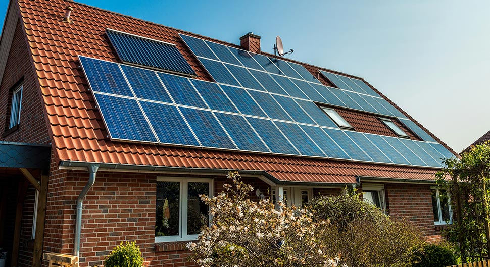 découvrez les prix des panneaux photovoltaïques en 2023 et trouvez les meilleures options pour investir dans l'énergie solaire. comparez les coûts, les rendements et les aides disponibles pour optimiser votre projet d'installation.