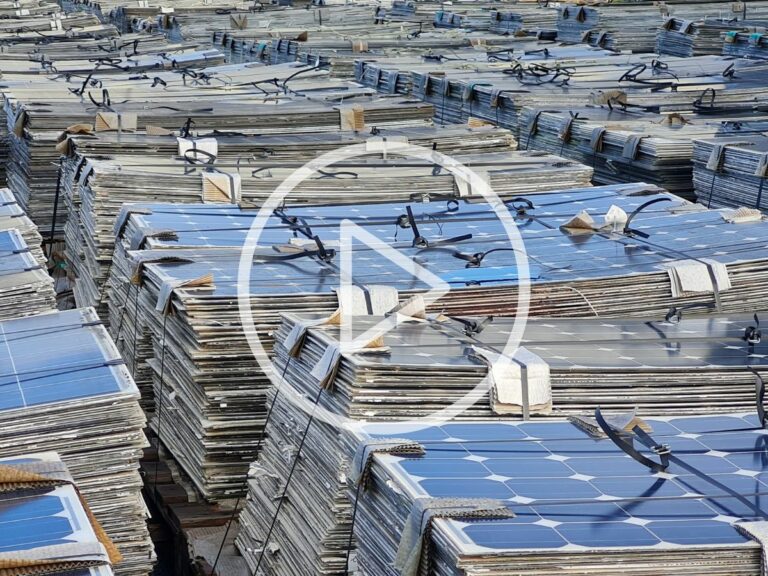 découvrez l'importance du recyclage photovoltaïque dans la transition énergétique. apprenez comment réutiliser et valoriser les panneaux solaires en fin de vie pour réduire l'impact environnemental et promouvoir une économie circulaire durable.