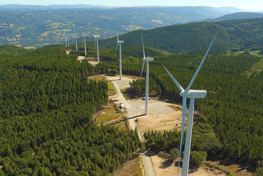 découvrez comment la souveraineté énergétique transforme les enjeux de l'indépendance énergétique, soutient la transition écologique et stimule l'innovation. explorez les stratégies et solutions pour garantir un avenir énergétique durable et sécurisé.