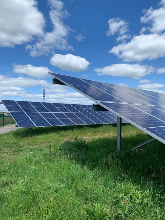 découvrez les subventions disponibles pour les installations de panneaux photovoltaïques en normandie. profitez d'aides financières pour réduire vos coûts et encourager l'énergie verte dans votre région.