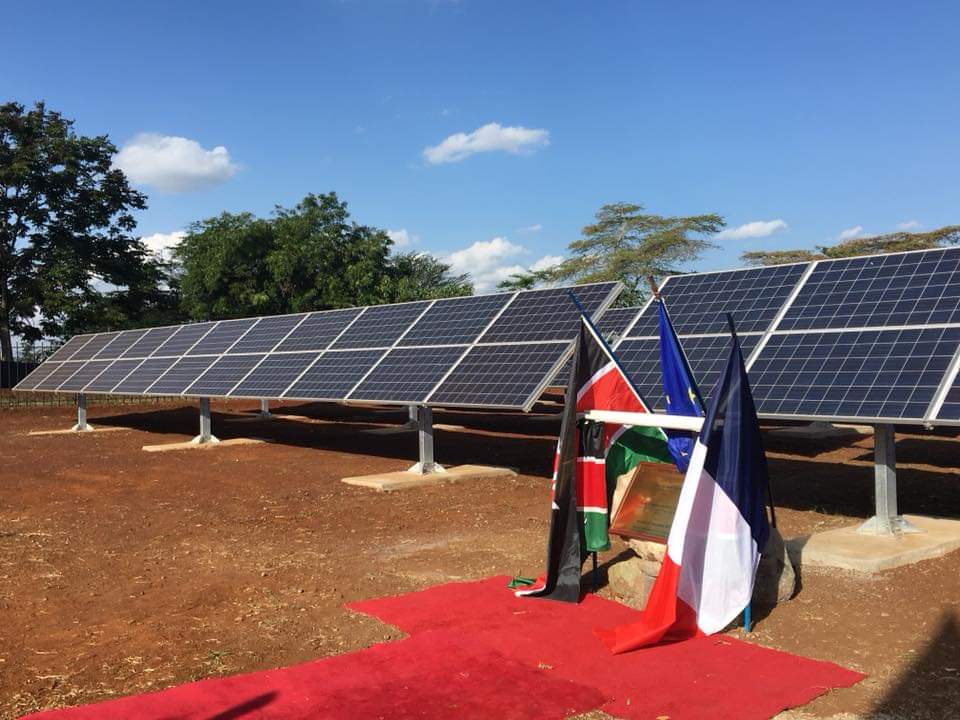 découvrez tout sur la surface nécessaire pour un panneau photovoltaïque de 100 kw. optimisez votre installation solaire et maximisez votre production d'énergie grâce à nos conseils et informations détaillées.