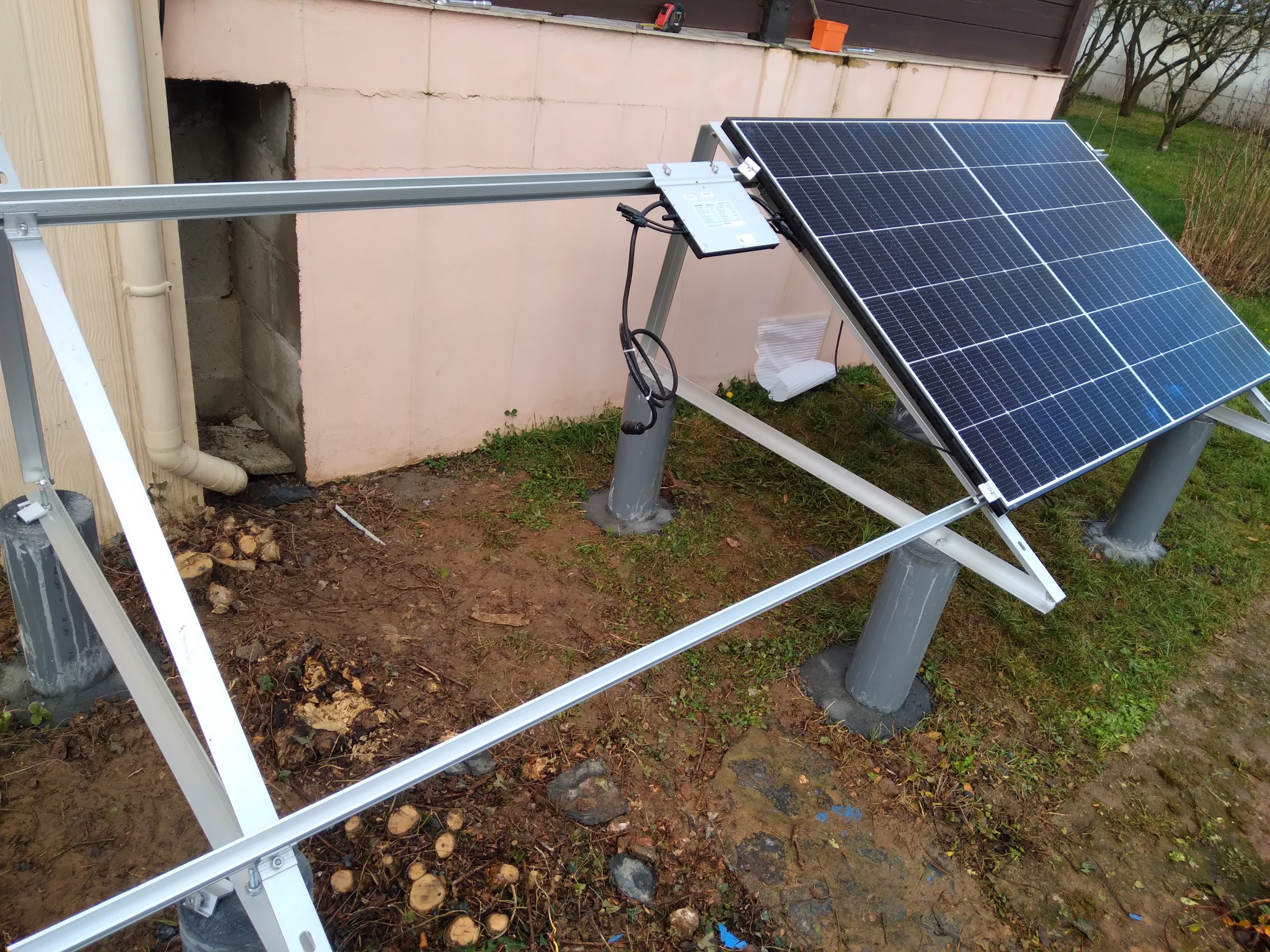 découvrez comment un système solaire autonome peut transformer votre consommation d'énergie tout en étant rentable. maximisez vos économies et réduisez votre empreinte carbone grâce à une solution solaire durable adaptée à vos besoins.