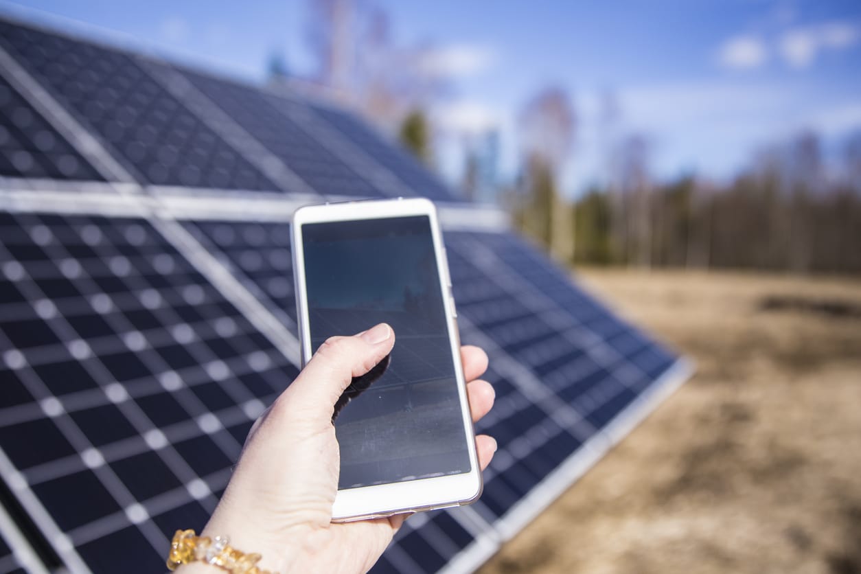 découvrez comment obtenir un téléphone solaire gratuit et profiter d'une solution durable pour rester connecté où que vous soyez. ne manquez pas cette opportunité unique de combiner technologie et écologie.