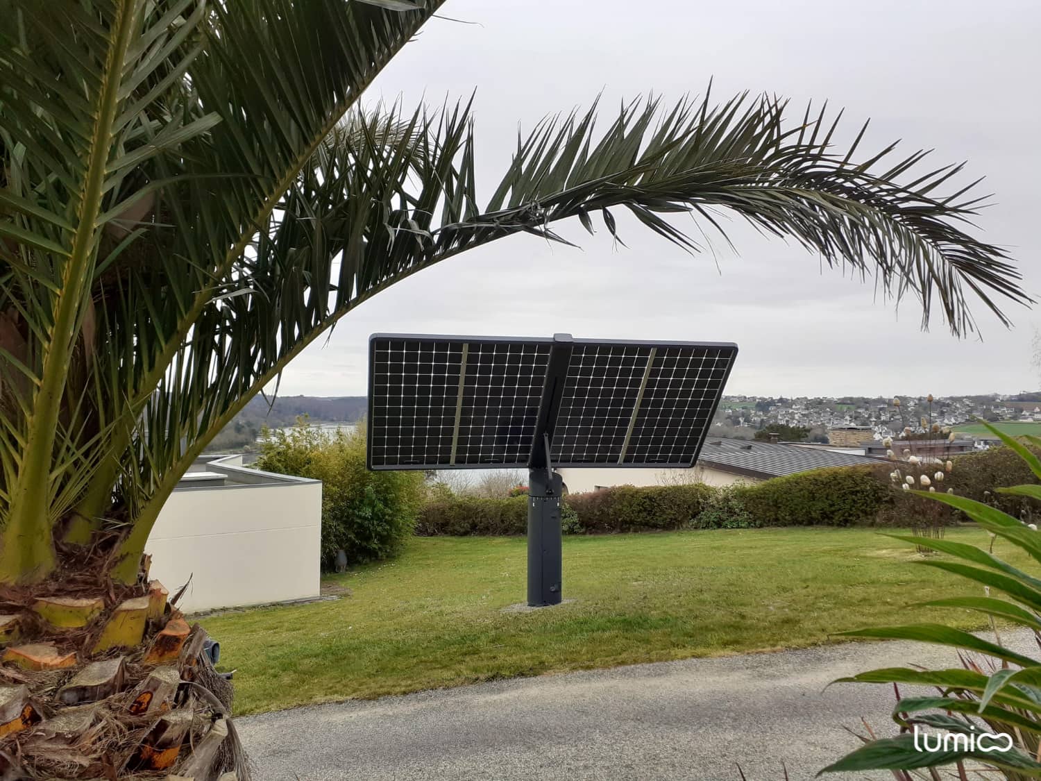 découvrez théo larour, expert en énergie solaire à plomodiern. profitez de solutions durables et innovantes pour vos projets énergétiques, tout en contribuant à la préservation de l'environnement.