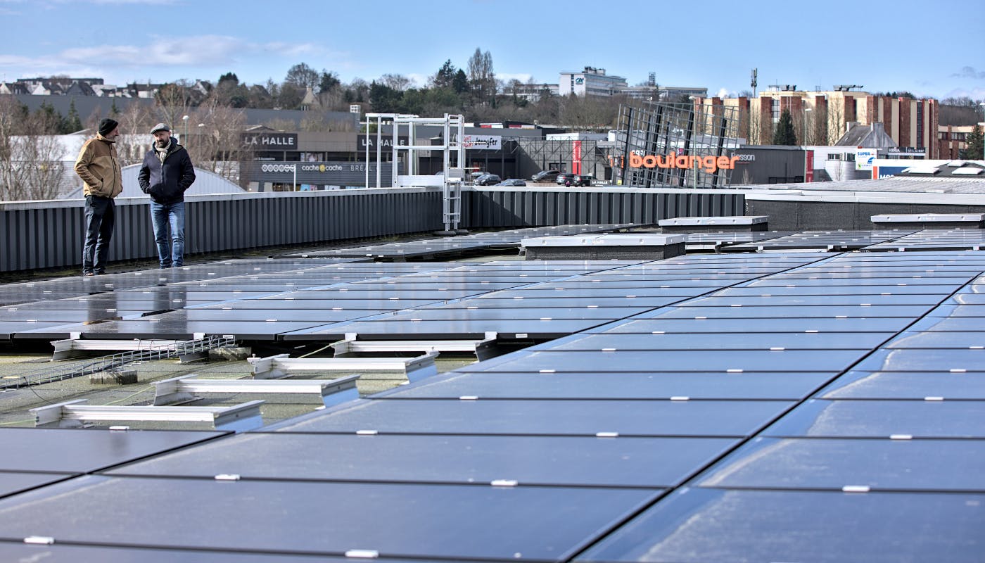 découvrez les avantages des toits photovoltaïques en bretagne : une solution écologique et économique pour produire votre propre énergie. profitez du soleil breton tout en réduisant votre empreinte carbone.