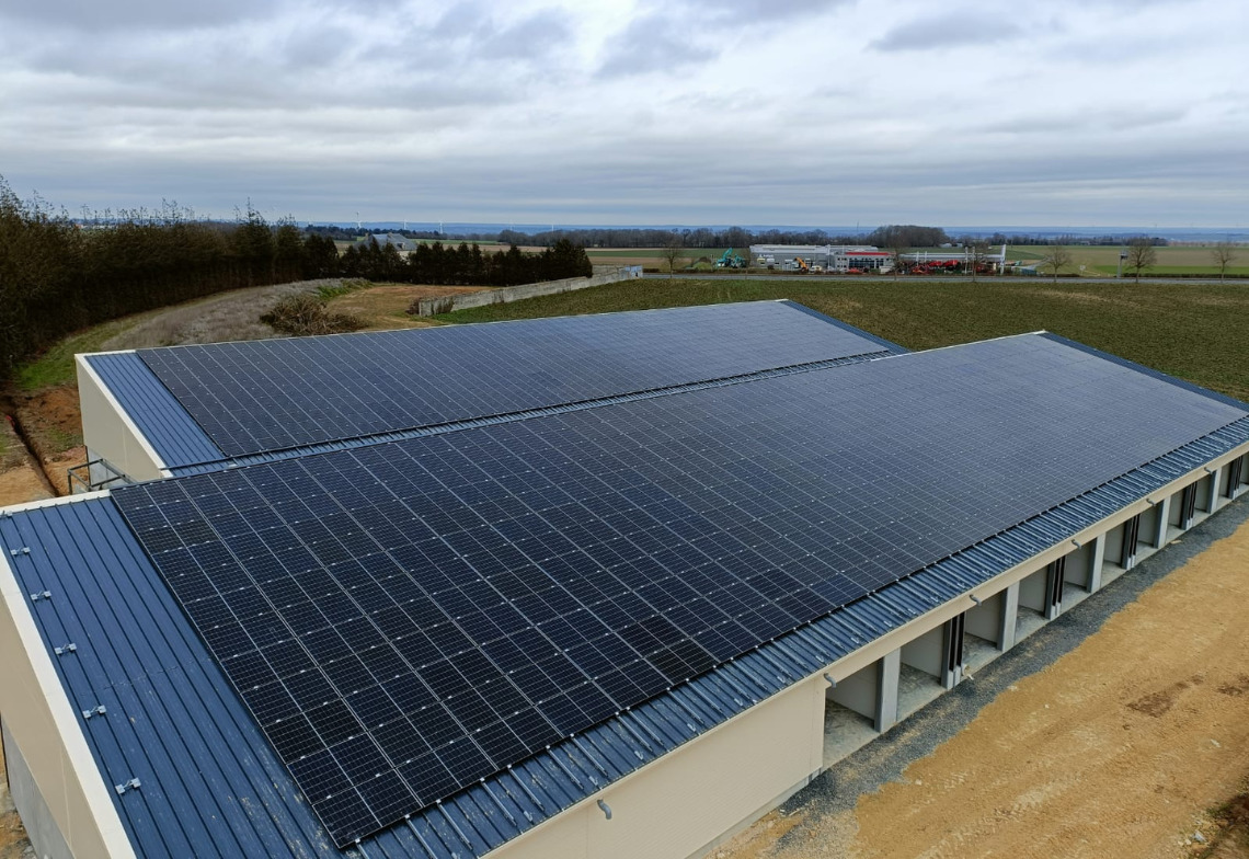 découvrez les avantages de la toiture photovoltaïque : une solution écologique et économique pour produire votre propre électricité. profitez d'une énergie renouvelable tout en valorisant votre bien immobilier.