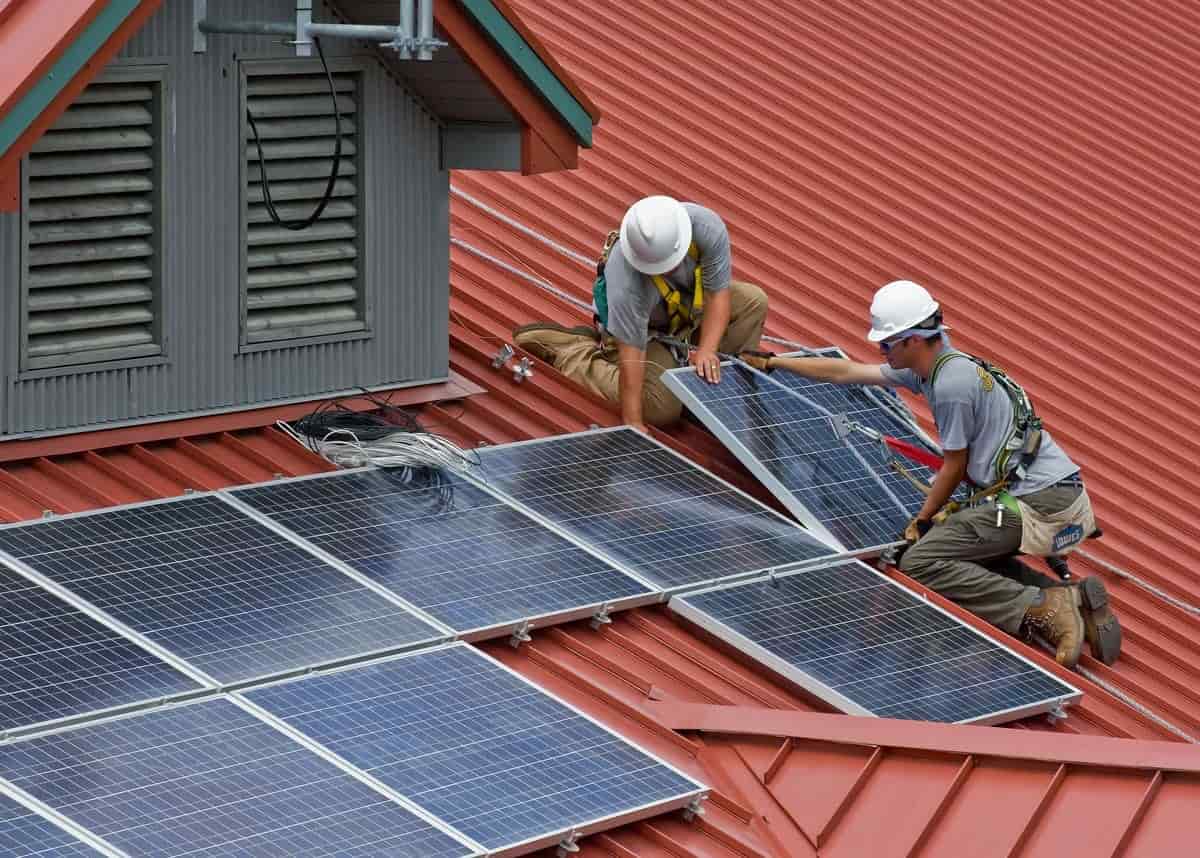 découvrez nos solutions de vente d'électricité photovoltaïque, une option durable et économique pour produire votre propre énergie. profitez d'installations de panneaux solaires performants et d'un accompagnement personnalisé pour réduire vos factures et contribuer à la transition énergétique.