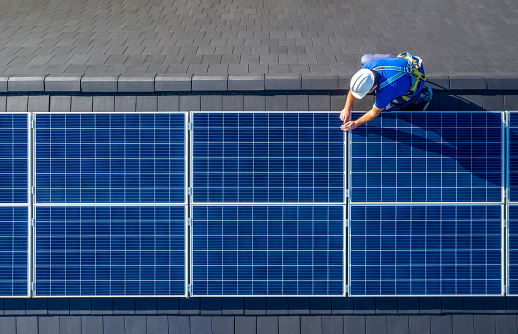 découvrez toutes les aides disponibles en 2025 pour l'installation de panneaux solaires. profitez d'un soutien financier et d'incitations pour rendre votre transition vers l'énergie solaire plus accessible et économique.