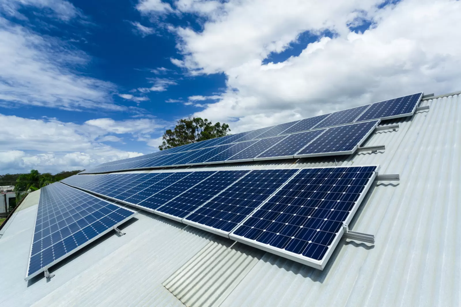 découvrez l'assurance photovoltaïque, une solution essentielle pour protéger votre investissement solaire. garantissez la pérennité de vos panneaux solaires et optimisez votre rendement grâce à une couverture adaptée aux spécificités de votre installation.
