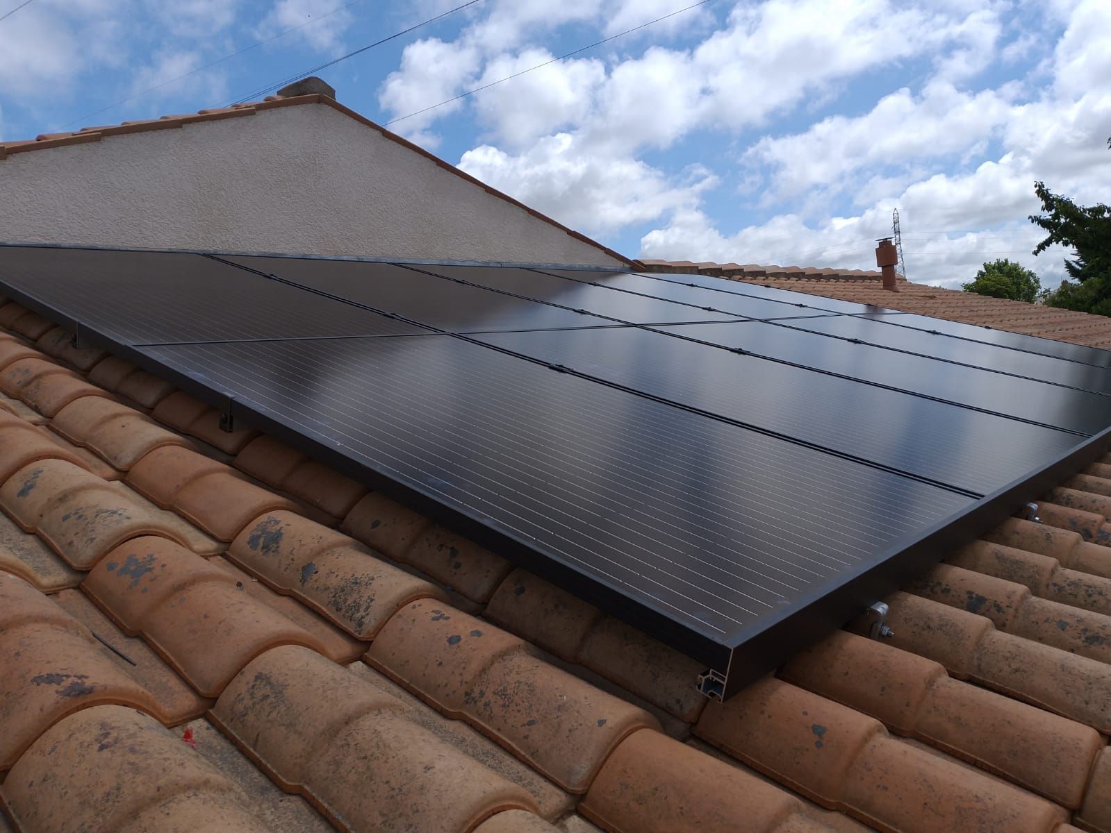 découvrez des avis sur le dépannage photovoltaïque pour vous aider à choisir le meilleur service. améliorez la performance de vos panneaux solaires grâce à des conseils d'experts et des retours d'expérience.