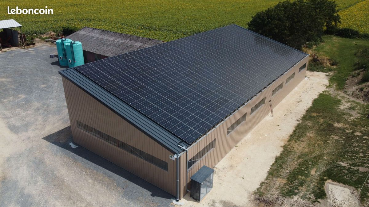 découvrez notre service de bâtiment photovoltaïque clé en main, alliant performance énergétique et durabilité. profitez d'une solution complète, de la conception à l'installation, pour réduire vos factures d'électricité tout en investissant dans un futur écoresponsable.