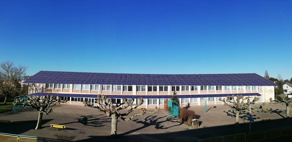 découvrez notre solution de bâtiment photovoltaïque de 100 kwc, conçue pour optimiser votre consommation d'énergie tout en réduisant votre empreinte carbone. profitez d'une énergie durable et économique pour vos besoins industriels avec notre expertise en installations solaires.