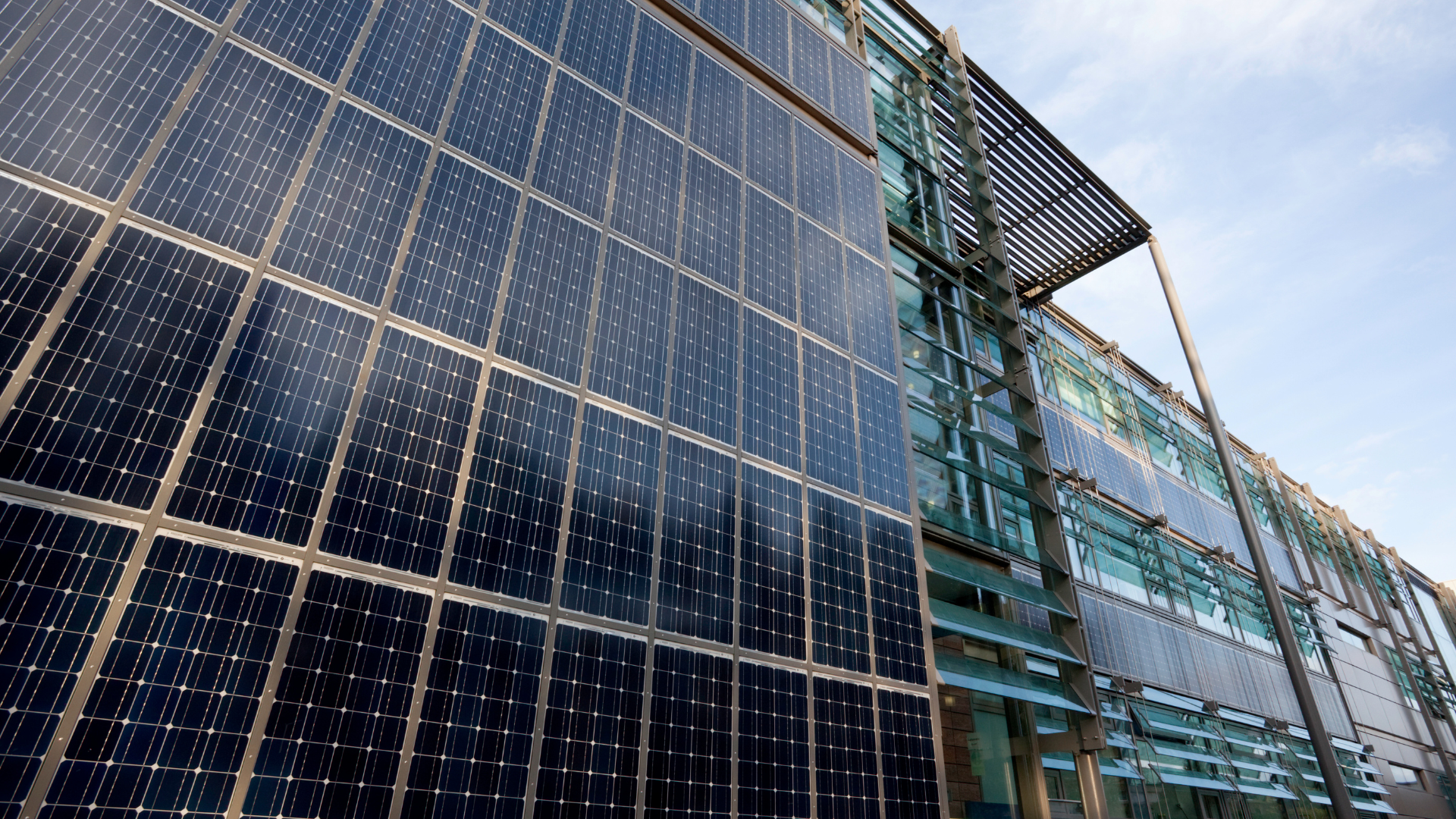 découvrez les avantages des bâtiments solaires, une solution écologique et économique pour une construction durable. explorez comment l'énergie solaire peut transformer votre projet immobilier et réduire votre empreinte carbone.